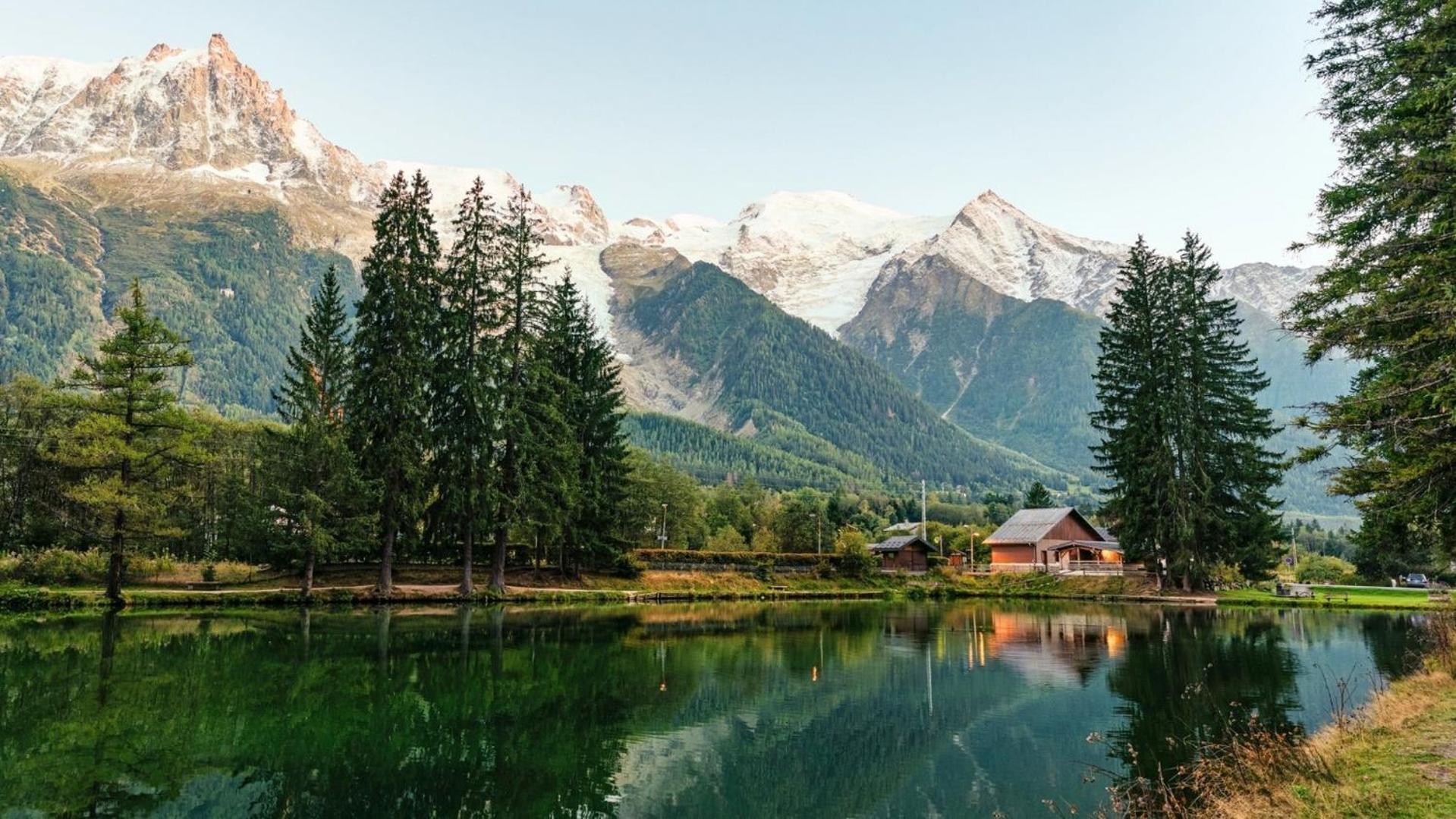 Apartment Marcel - Cosy Chamonix Haven Mont Blanc Bagian luar foto